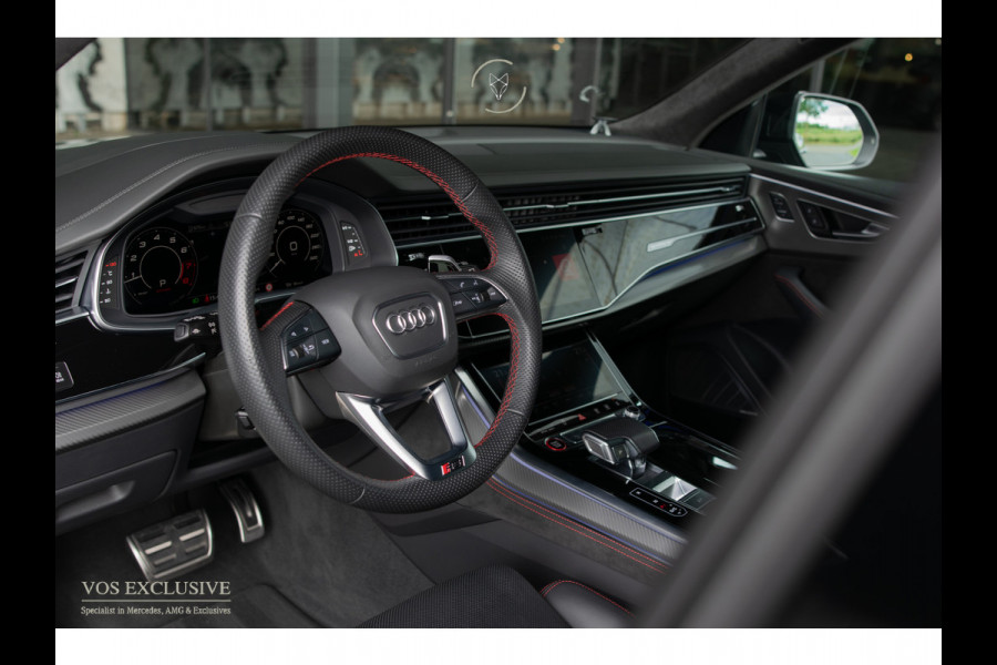Audi Q8 4.0 TFSI RS Q8 Quattro 700PK URBAN|FULL CARBON|23" Vossen|Ceramic|RS Dynamic|B&O 3D Advanced||ACC|Uitlaatsysteem|Keyless|Softclose|Standkachel|360°