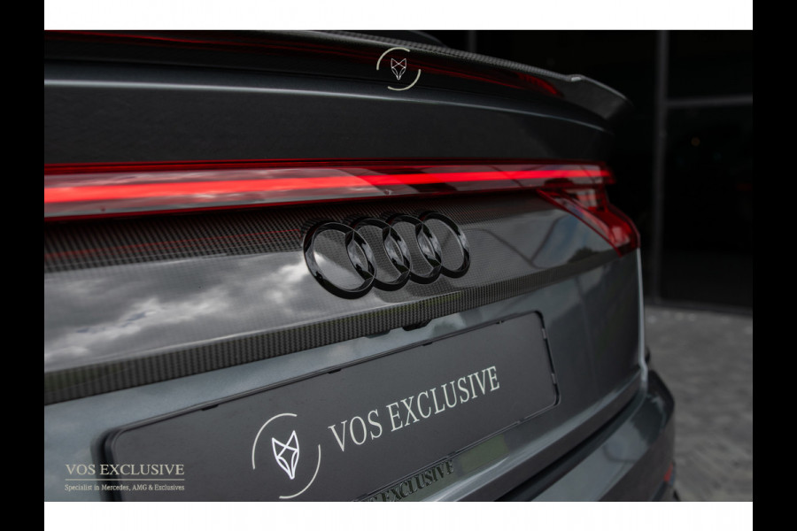 Audi Q8 4.0 TFSI RS Q8 Quattro 700PK URBAN|FULL CARBON|23" Vossen|Ceramic|RS Dynamic|B&O 3D Advanced||ACC|Uitlaatsysteem|Keyless|Softclose|Standkachel|360°