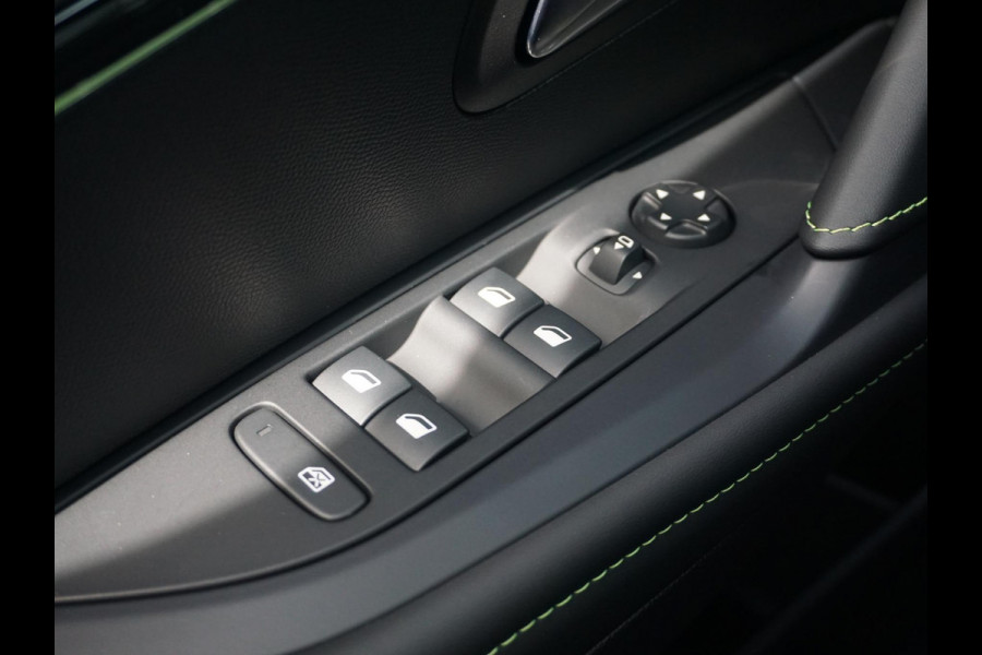 Peugeot 208 1.2 Hybrid 145 e-DCS6 GT Winterpakket
