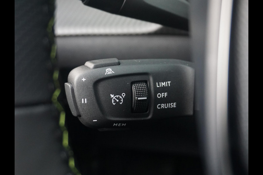 Peugeot 208 1.2 Hybrid 145 e-DCS6 GT Winterpakket