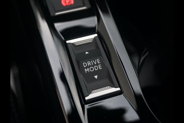 Peugeot 208 1.2 Hybrid 145 e-DCS6 GT Winterpakket