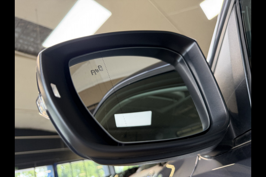 Volkswagen T-Cross 1.5 TSI 150pk ACT DSG Style| Navi | 18" | Camera | Keyless | Carplay | Stoelverwarming | Led | ACC | 100% Dealer Onderhouden!