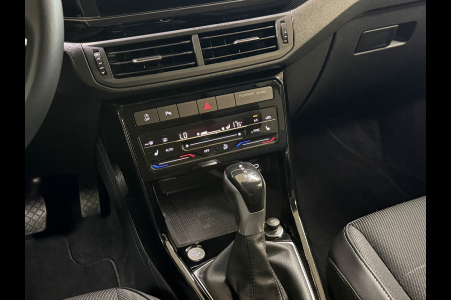 Volkswagen T-Cross 1.5 TSI 150pk ACT DSG Style| Navi | 18" | Camera | Keyless | Carplay | Stoelverwarming | Led | ACC | 100% Dealer Onderhouden!