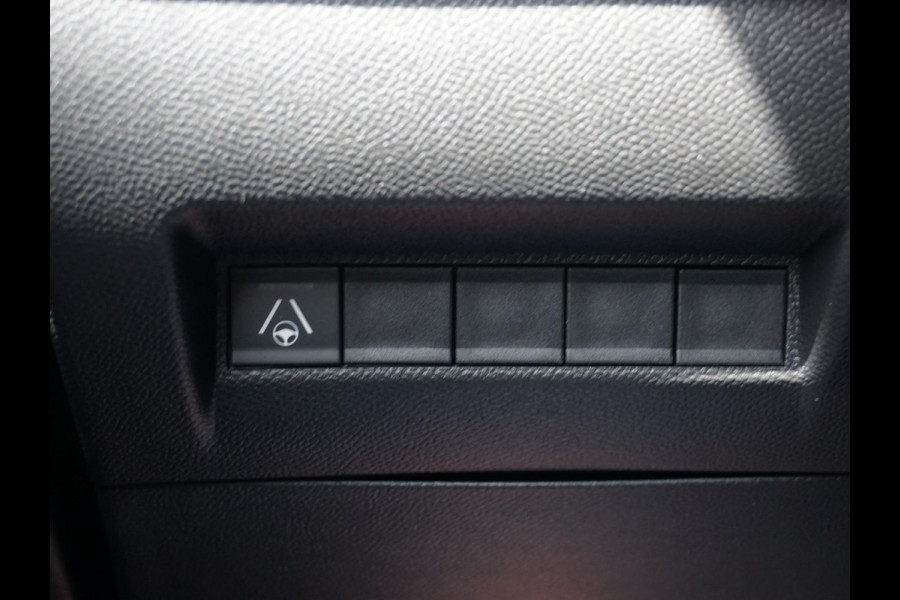 Peugeot e-2008 EV GT Avantage 54 kWh