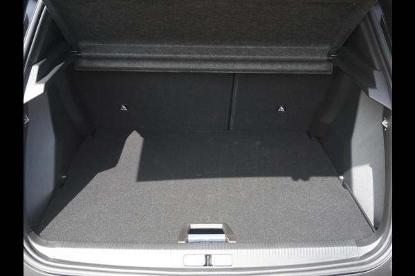 Peugeot e-2008 EV GT Avantage 54 kWh