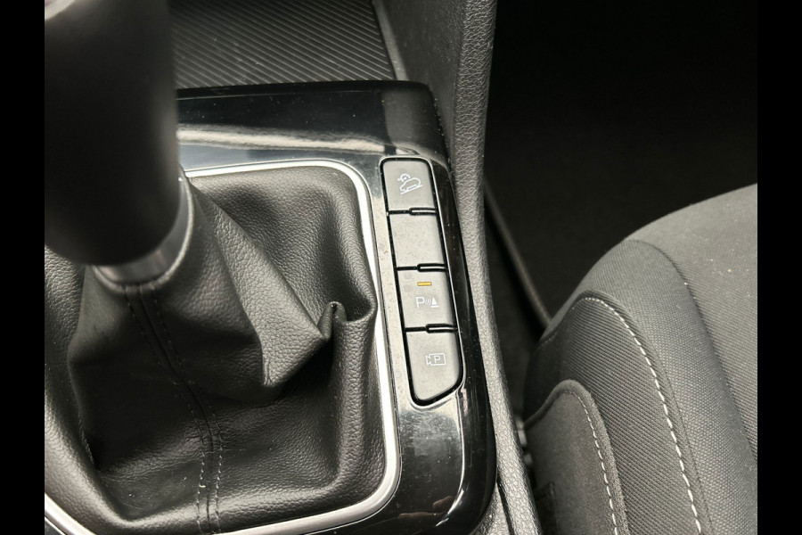 Kia Sportage 1.6 T-GDi MHEV DynamicLine | Carplay | Lane Assist | Camera | Navigatie | Climate/Control |