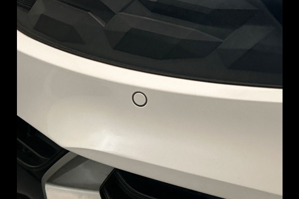 Kia Sportage 1.6 T-GDi MHEV DynamicLine | Carplay | Lane Assist | Camera | Navigatie | Climate/Control |