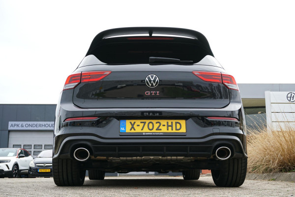 Volkswagen Golf 2.0 TSI GTI Clubsport 300PK + PANORAMADAK / IQ LIGHT / STUURVERWARMING / 19"