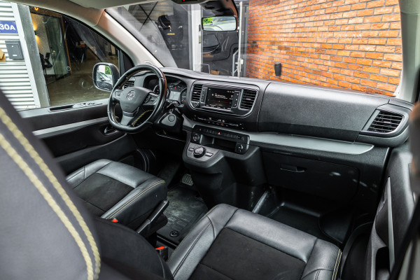 Opel Vivaro 2.0 CDTI L3H1 DC Irmscher Sport | Bi-Xenon | Head-Up | Camera | Navigatie | Lederen bekleding | Stoelverwarming | F1 Flippers | Dodehoek detector | ACC | Nieuwe APK | Orig. NL Auto