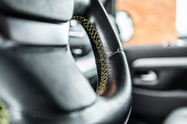 Opel Vivaro 2.0 CDTI L3H1 DC Irmscher Sport | Bi-Xenon | Head-Up | Camera | Navigatie | Lederen bekleding | Stoelverwarming | F1 Flippers | Dodehoek detector | ACC | Nieuwe APK | Orig. NL Auto