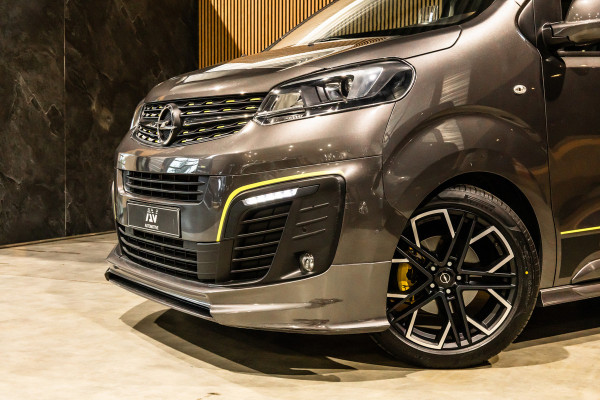 Opel Vivaro 2.0 CDTI L3H1 DC Irmscher Sport | Bi-Xenon | Head-Up | Camera | Navigatie | Lederen bekleding | Stoelverwarming | F1 Flippers | Dodehoek detector | ACC | Nieuwe APK | Orig. NL Auto