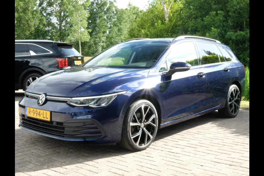 Volkswagen Golf Variant 1.0 TSI Life Business | Adaptieve Cruise | Trekhaak | CarPlay | Stoelverwarming | Elektr. Stoel | Camera |