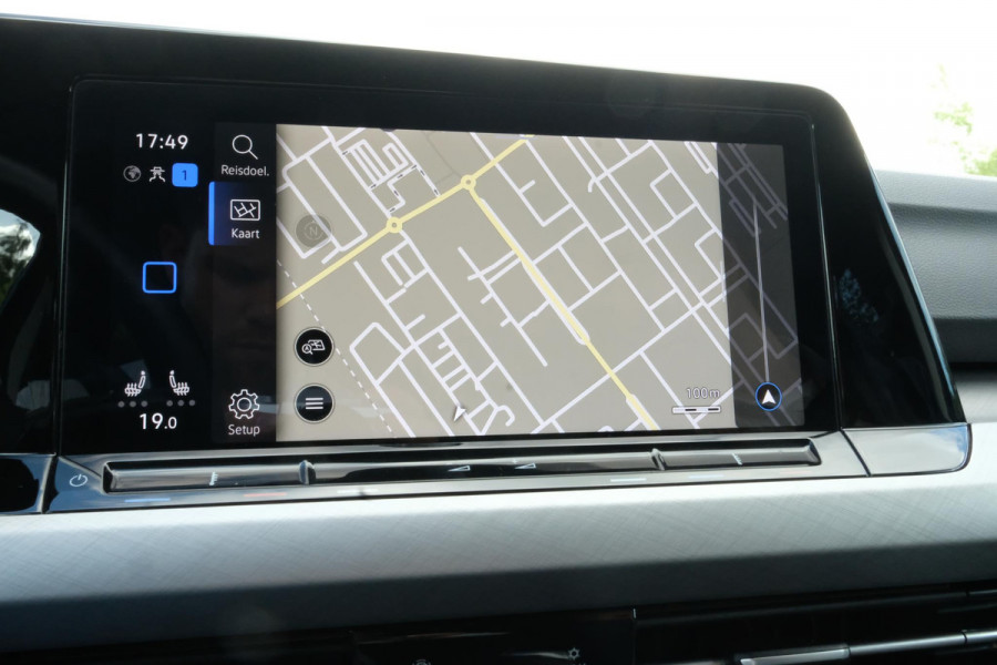 Volkswagen Golf Variant 1.0 TSI Life Business | Adaptieve Cruise | Trekhaak | CarPlay | Stoelverwarming | Elektr. Stoel | Camera |