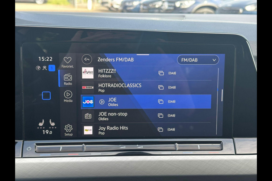 Volkswagen Golf Variant 1.0 TSI Life Business | Adaptieve Cruise | Trekhaak | CarPlay | Stoelverwarming | Elektr. Stoel | Camera |