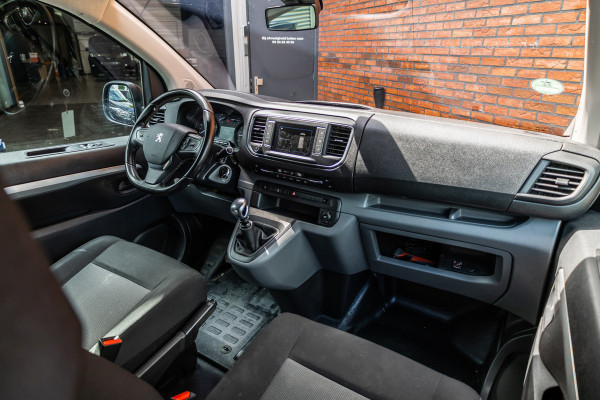 Peugeot Expert 2.0 BlueHDI Long DC | Dubbel cabine | Navigatie | Camera | CarPlay | Climate control | Trekhaak | Dodehoek detector | Nieuwe APK