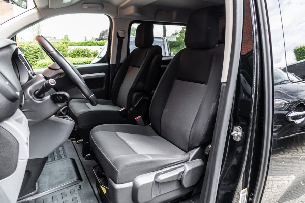 Peugeot Expert 2.0 BlueHDI Long DC | Dubbel cabine | Navigatie | Camera | CarPlay | Climate control | Trekhaak | Dodehoek detector | Nieuwe APK
