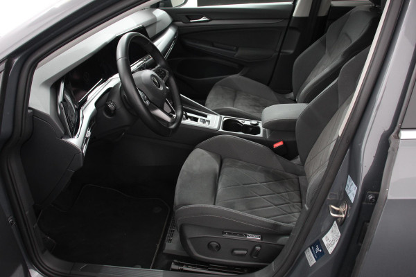 Volkswagen Golf 1.5 TSI 162 pk Variant Style DSG Navigatie Climate Control Adaptieve Cruise Control Lane Assist Privacy Glass Stoel/Stuurverwarming LED PDC V+A Camera Electrische bedienbare Achterklep