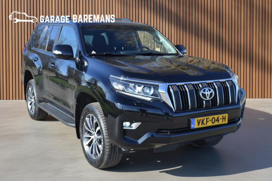 Toyota Land Cruiser 150 2.8 D-4D-F Professional Window Van