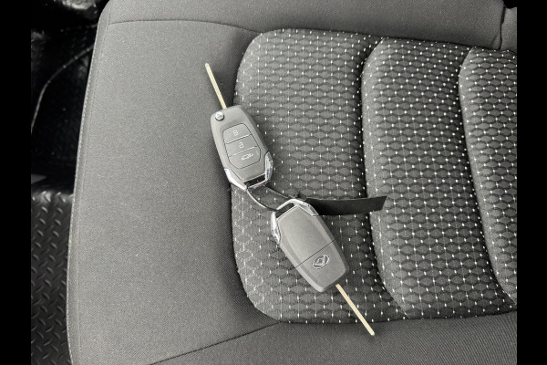 Maxus eDeliver 9 65kWh 204PK Nieuw! Open Laadbak 172km WLTP 100% Elektrisch Airco Adaptieve Cruise Carplay Pritische Pickup Open Box