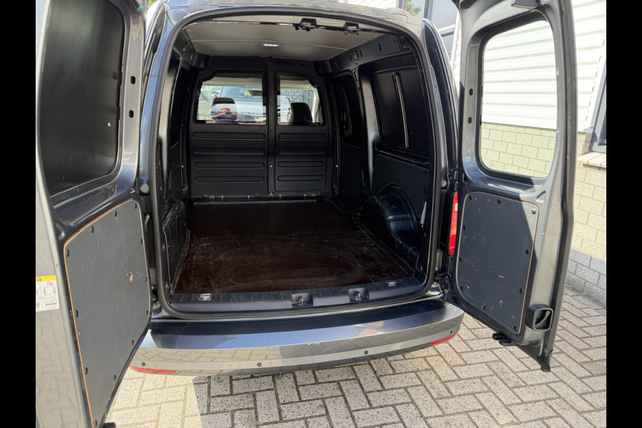 Volkswagen Caddy 2.0 TDI L2H1 BMT Maxi Comfortline / vaste prijs rijklaar € 14.950 ex btw / special edtion! / airco / grijs metallic / navigatie / 18 inch wielen / spoiler / euro 6 / bpm vrij