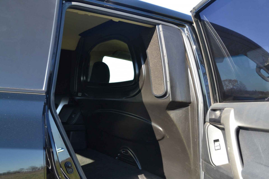 Toyota Land Cruiser 150 2.8 D-4D-F Comfort Blind Van 204 PK