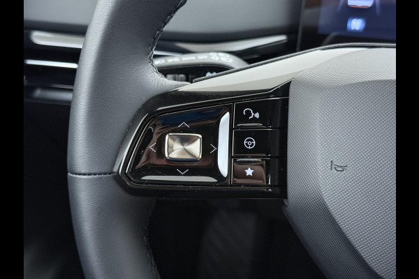 MG Mg4 electric Luxury 64 kWh SOH 95% | 14K KM!! |360 CAMERA| 7 JAAR MG GARANTIE T/M 07-2031| ELEK. STOEL| DODE HOEK SENSOR| STOEL + STUURVERWARMING| ADAPTIVE CRUISE CONTROL