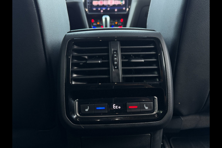 Volkswagen Arteon 1.4 TSI eHybrid Elegance SOH 92,8 %/ STANDK./ ERGOSTOELEN / CAMERA / TREKHAAK / 19INCH / ACC / STOELVERW. / NAVI