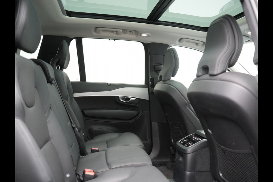 Volvo XC90 T8 Recharge AWD Plus Dark 7Persoons LONG RANGE PHEV 455pk Dealer O.H. | Trekhaak Af Fabriek | Panodak | Adaptive Cruise | 360 Camera | Harman / Kardon | Lederen Sportstoelen Memory & Verwarmd | Stuur Verwarmd | Google Assistent | Apple Carplay | Keyless | Plug In Hybrid |