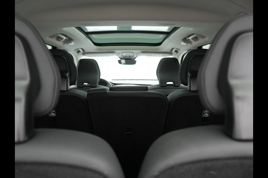 Volvo XC90 T8 Recharge AWD Plus Dark 7Persoons LONG RANGE PHEV 455pk Dealer O.H. | Trekhaak Af Fabriek | Panodak | Adaptive Cruise | 360 Camera | Harman / Kardon | Lederen Sportstoelen Memory & Verwarmd | Stuur Verwarmd | Google Assistent | Apple Carplay | Keyless | Plug In Hybrid |