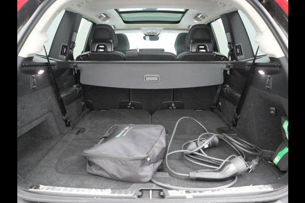 Volvo XC90 T8 Recharge AWD Plus Dark 7Persoons LONG RANGE PHEV 455pk Dealer O.H. | Trekhaak Af Fabriek | Panodak | Adaptive Cruise | 360 Camera | Harman / Kardon | Lederen Sportstoelen Memory & Verwarmd | Stuur Verwarmd | Google Assistent | Apple Carplay | Keyless | Plug In Hybrid |