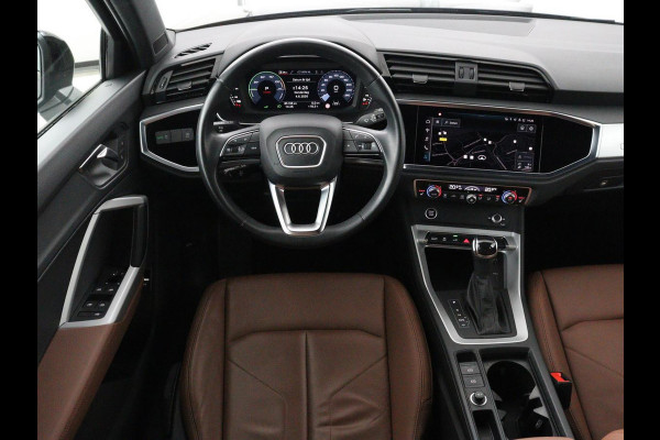Audi Q3 45 TFSIe Advanced edition | SOH 95,2% | Leder | Stoelverwarming | Carplay | Keyless | Navigatie | Virtual Cockpit | Parkeerhulp | Climate control | Bluetooth | Cruise control | Getint glas | PHEV | Plug In
