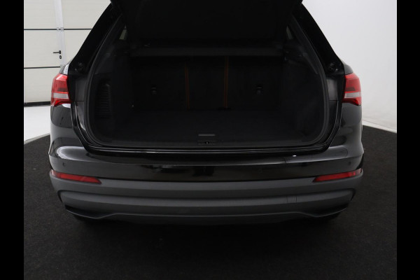 Audi Q3 45 TFSIe Advanced edition | SOH 95,2% | Leder | Stoelverwarming | Carplay | Keyless | Navigatie | Virtual Cockpit | Parkeerhulp | Climate control | Bluetooth | Cruise control | Getint glas | PHEV | Plug In