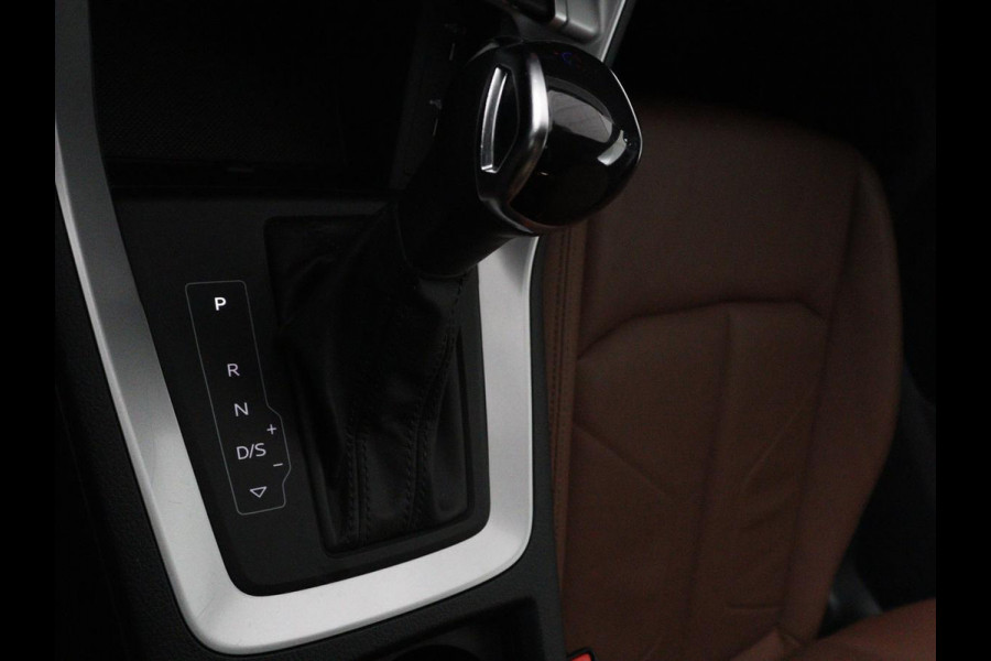 Audi Q3 45 TFSIe Advanced edition | SOH 95,2% | Leder | Stoelverwarming | Carplay | Keyless | Navigatie | Virtual Cockpit | Parkeerhulp | Climate control | Bluetooth | Cruise control | Getint glas | PHEV | Plug In