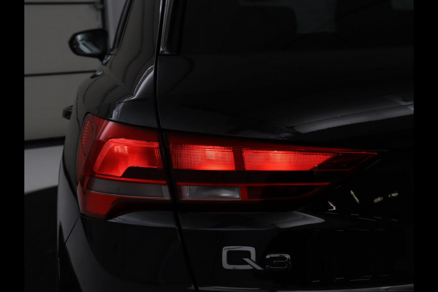 Audi Q3 45 TFSIe Advanced edition | SOH 95,2% | Leder | Stoelverwarming | Carplay | Keyless | Navigatie | Virtual Cockpit | Parkeerhulp | Climate control | Bluetooth | Cruise control | Getint glas | PHEV | Plug In