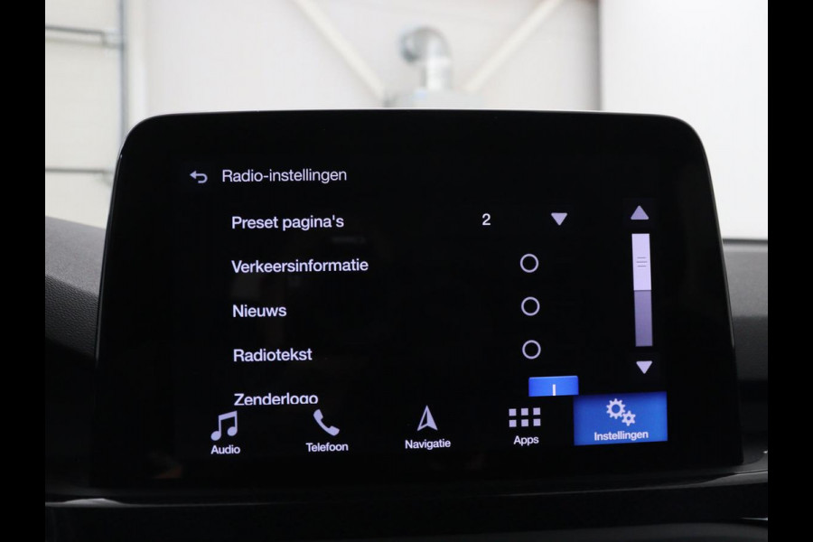 Ford Focus 1.5 EcoBoost ST Line | Stoelverwarming | Adaptive cruise | Camera | Carplay | Stuurverwarming | Navigatie | Full LED | Parkeerhulp | Climate control | Bluetooth