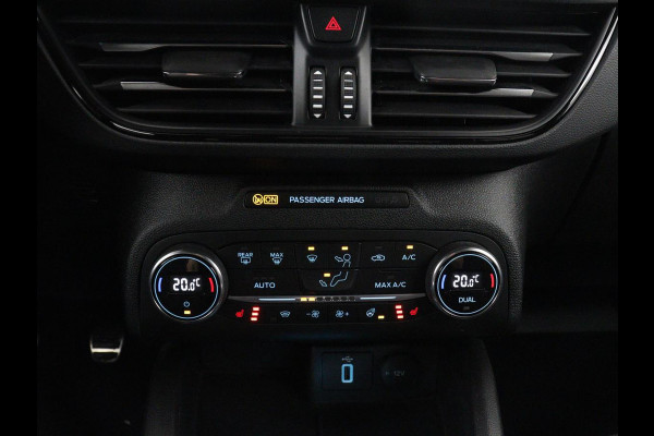 Ford Focus 1.5 EcoBoost ST Line | Stoelverwarming | Adaptive cruise | Camera | Carplay | Stuurverwarming | Navigatie | Full LED | Parkeerhulp | Climate control | Bluetooth