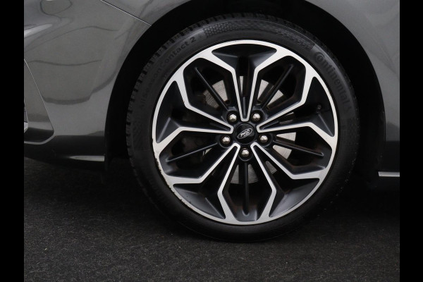 Ford Focus 1.5 EcoBoost ST Line | Stoelverwarming | Adaptive cruise | Camera | Carplay | Stuurverwarming | Navigatie | Full LED | Parkeerhulp | Climate control | Bluetooth