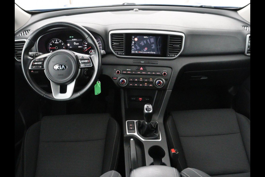 Kia Sportage 1.6 GDI DynamicLine | Trekhaak | Carplay | Camera | Navigatie | Climate control | Parkeerhulp | Cruise control | Bluetooth | Getint glas | Origineel NL