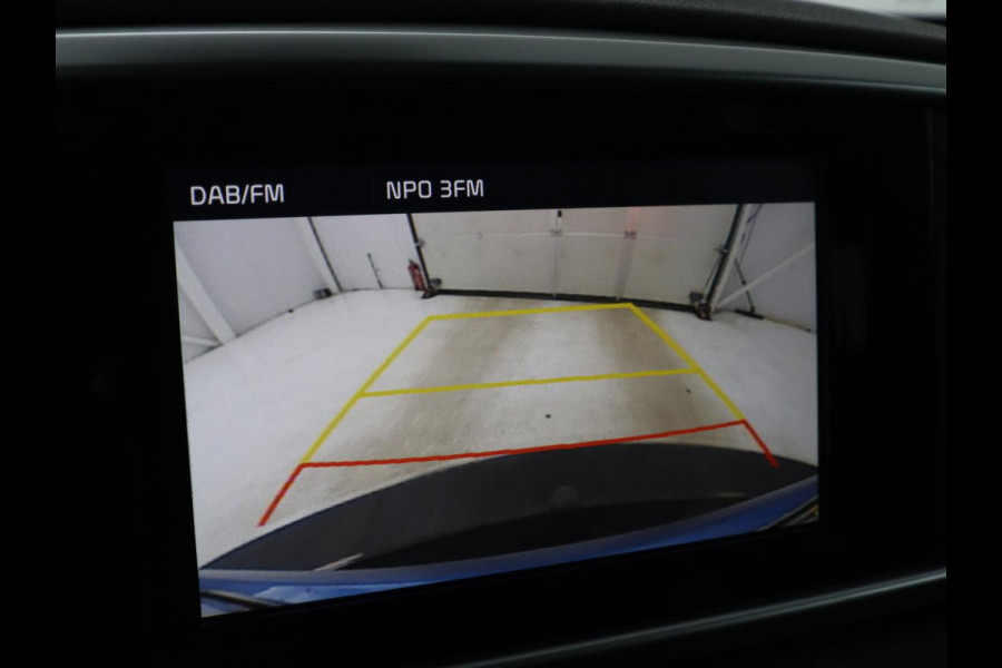 Kia Sportage 1.6 GDI DynamicLine | Trekhaak | Carplay | Camera | Navigatie | Climate control | Parkeerhulp | Cruise control | Bluetooth | Getint glas | Origineel NL