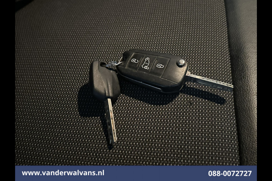 Peugeot Expert 1.5 BlueHDI 102pk L2H1 Euro6 Airco | Camera | Navigatie | Imperiaal | Apple Carplay | Cruisecontrol Android Auto, Trekhaak, Parkeersensoren, Bijrijdersbank