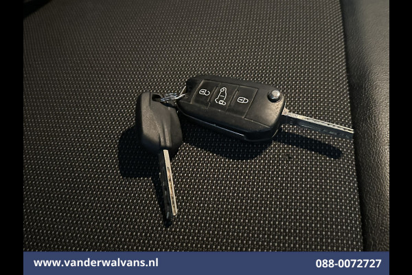Peugeot Expert 1.5 BlueHDI 102pk L2H1 Euro6 Airco | Camera | Navigatie | Imperiaal | Apple Carplay | Cruisecontrol Android Auto, Trekhaak, Parkeersensoren, Bijrijdersbank