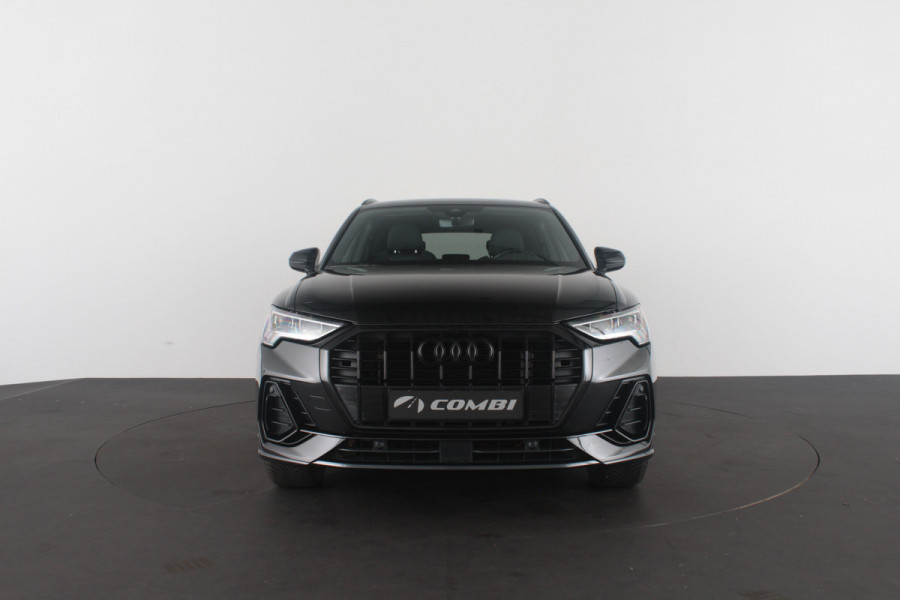 Audi Q3 45 TFSI e S line edition > 2x S line/Camera/19 inch/Sfeerverlichting/Plug in hybride...