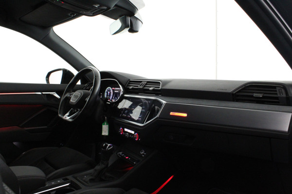 Audi Q3 45 TFSI e S line edition > 2x S line/Camera/19 inch/Sfeerverlichting/Plug in hybride...