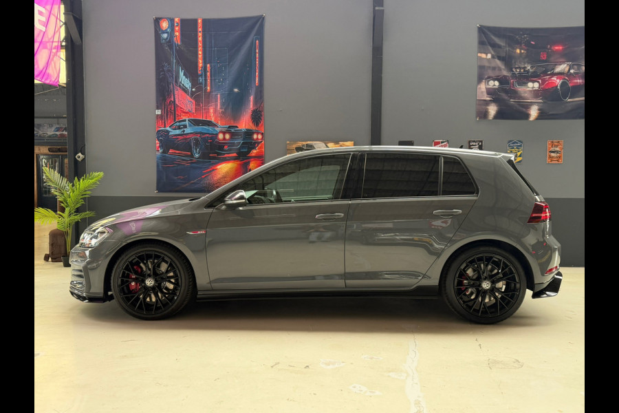 Volkswagen Golf 2.0 TSI GTI TCR | Akrapovic | Keyless | Camera |