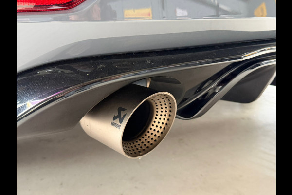 Volkswagen Golf 2.0 TSI GTI TCR | Akrapovic | Keyless | Camera |