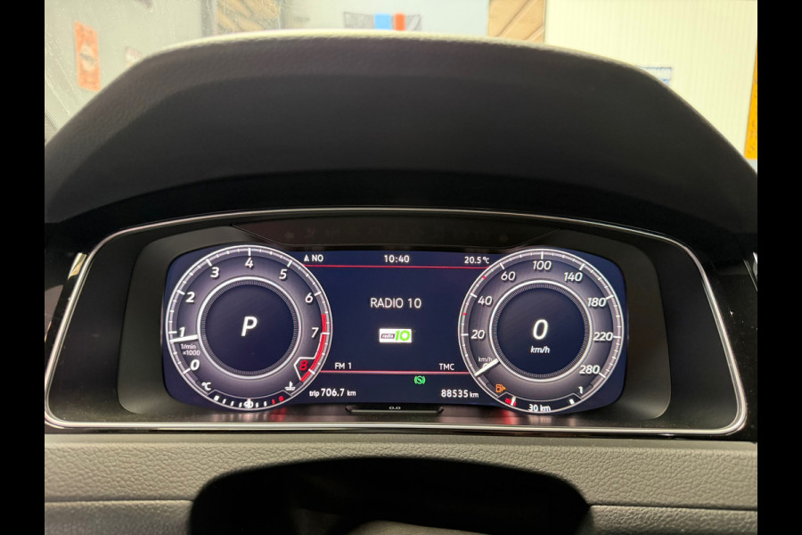 Volkswagen Golf 2.0 TSI GTI TCR | Akrapovic | Keyless | Camera |
