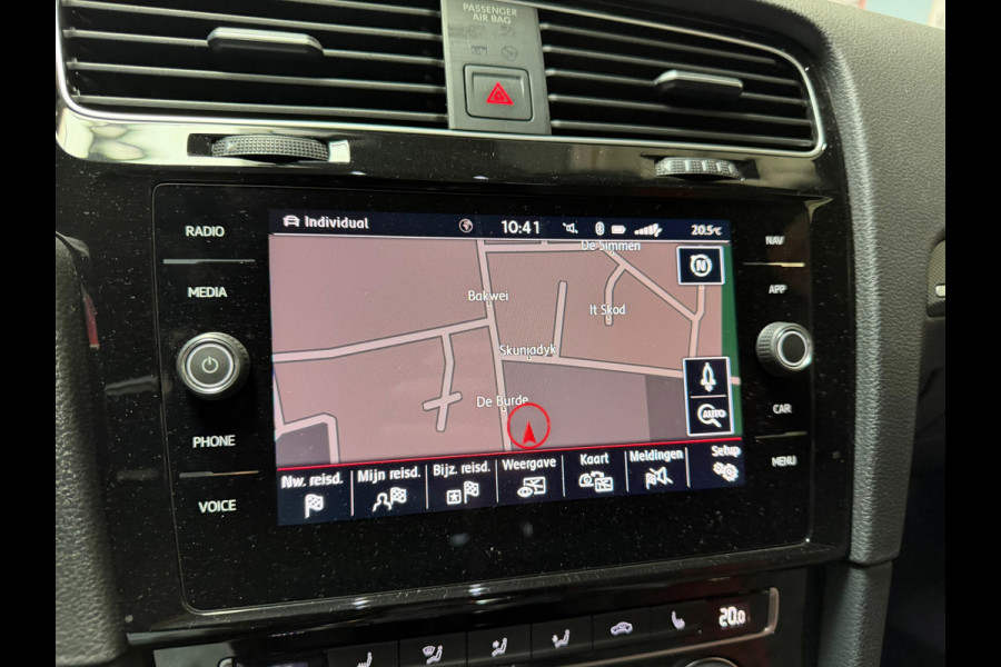 Volkswagen Golf 2.0 TSI GTI TCR | Akrapovic | Keyless | Camera |