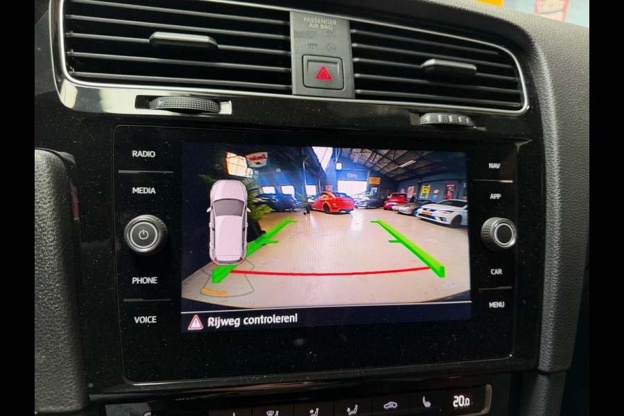 Volkswagen Golf 2.0 TSI GTI TCR | Akrapovic | Keyless | Camera |