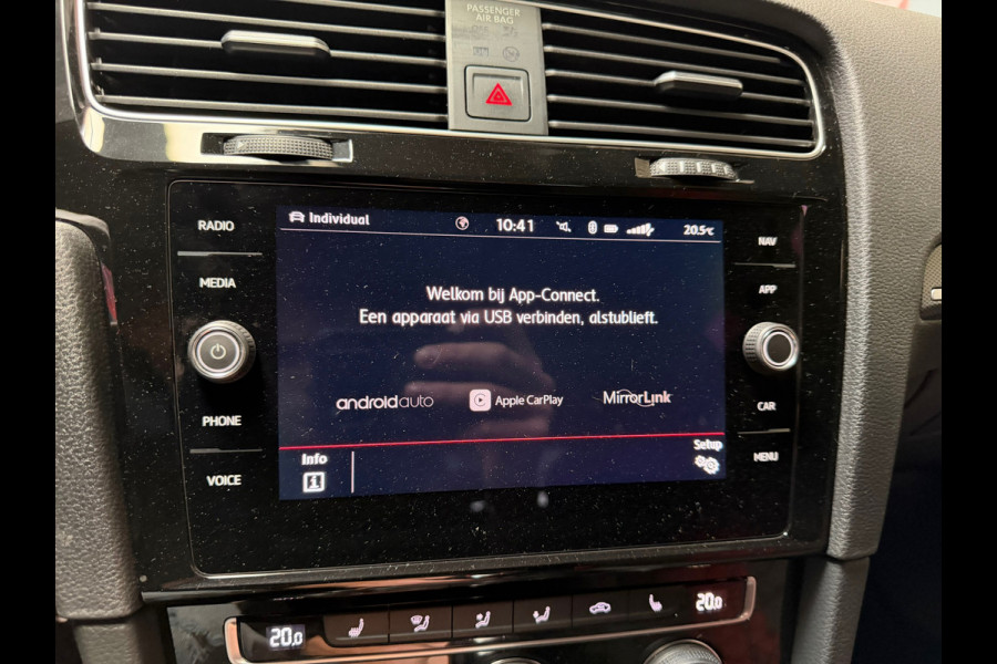 Volkswagen Golf 2.0 TSI GTI TCR | Akrapovic | Keyless | Camera |
