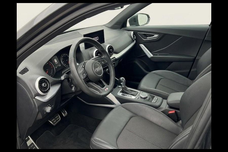 Audi Q2 35 TFSI S Edition 150pk | Navigatie | Matrix Led verlichting | 17 inch Lichtmetalen velgen | Apple Carplay /-Android auto